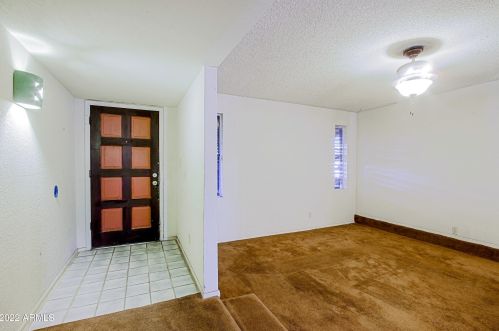 1945 Campo Bello Dr, Phoenix AZ 85032-2051 exterior