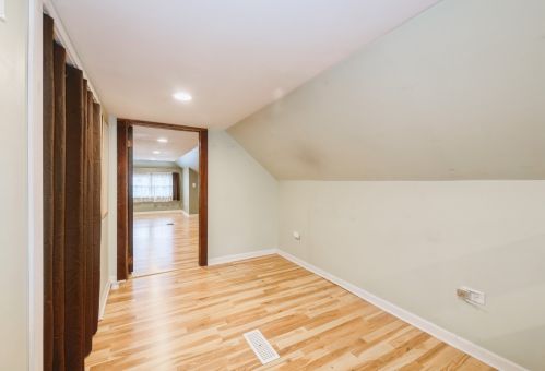 4847 Dakin St, Chicago IL 60641-2717 exterior