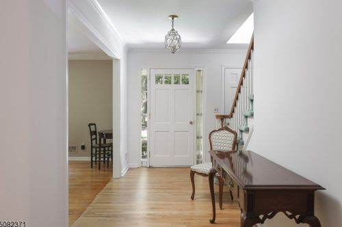 1315 Outlook Dr, Mountainside, NJ 07092-1410