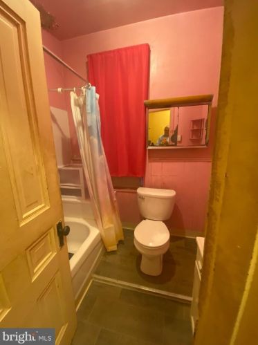 2014 Carlisle St, Philadelphia PA 19145-2307 exterior