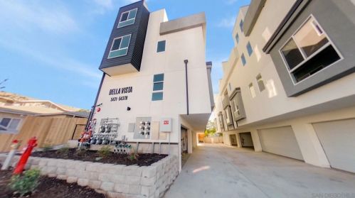 5437 Lauretta St, San Diego, CA 92110-2418