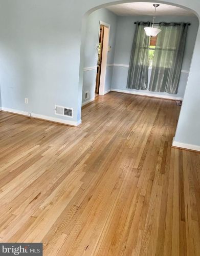 11930 Andrew Ct, Silver Spring, MD 20902-1151