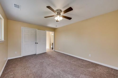 1422 Claude St, Dallas TX 75203-3326 exterior