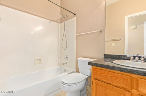 15464 44 Way, Phoenix AZ 85040-4026 exterior