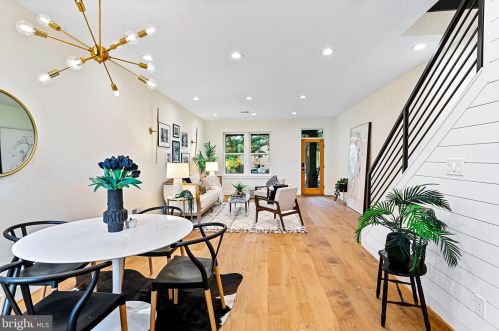 302 Rhode Is Ave, Washington DC 20001-1827 exterior