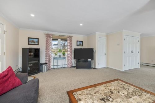 348 Harmony Hl Rd, Torrington CT 06791-2020 exterior