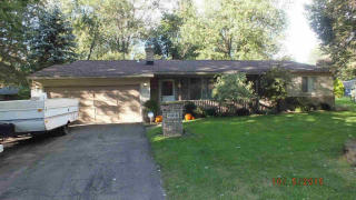 1066 Ashland Dr, Temperance, MI 48182-9538