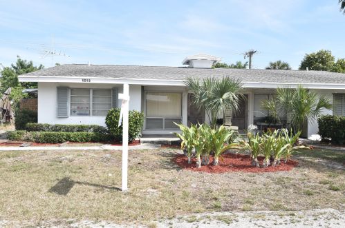 2434 5th Ave, Boca Raton, FL 33431-7624