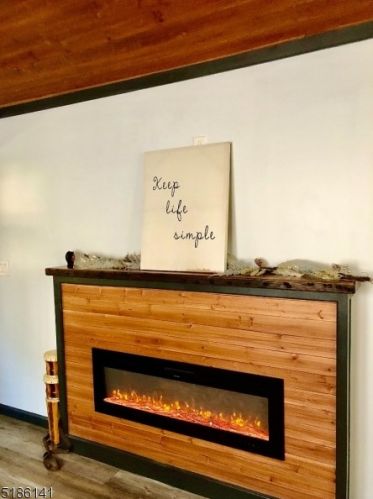 5 Bucknell Trl, Hopatcong NJ  07843-1760 exterior