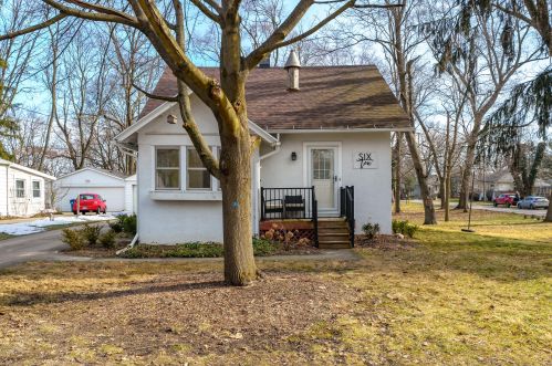 610 Dartmouth St, Kalamazoo MI  49006-3022 exterior