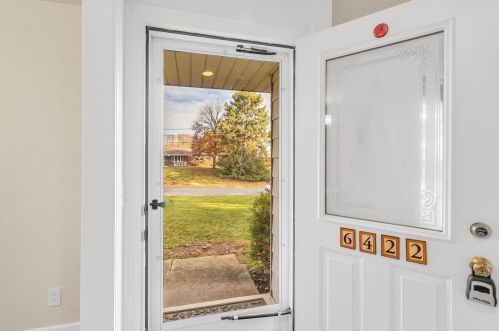 6422 Meadowview Ave, Kalamazoo MI  49048-9448 exterior