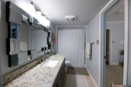 15914 Archwood Ln, Dallas TX 75248-3535 exterior