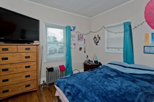 855 Boston Rd, Springfield MA 01119-1331 exterior