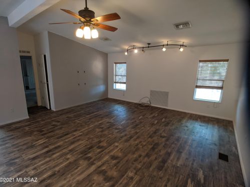 3950 Edwin Rd, Tucson AZ  85739-9569 exterior