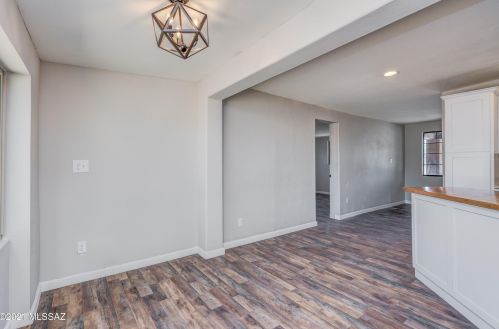 434 Montana St, Tucson AZ  85706-1244 exterior