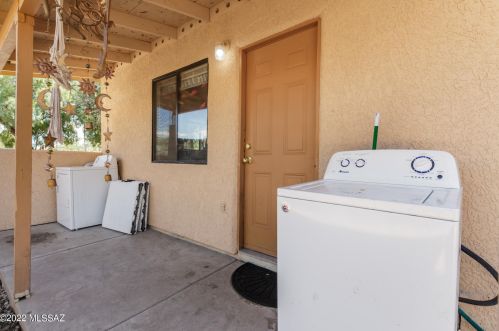 509 Cherokee, Tucson AZ 85745-2317 exterior