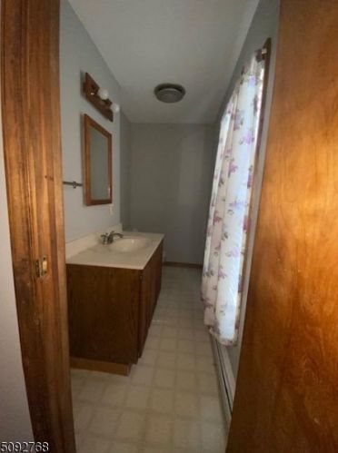 17 Newton Pl, Irvington NJ  07111-1408 exterior