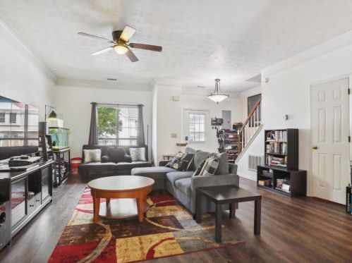 4023 Hancock Cir, Atlanta GA  30340-4281 exterior