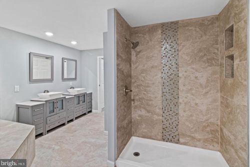 4305 Shoemaker Rd, Huntingdon Valley PA 19006-1711 exterior