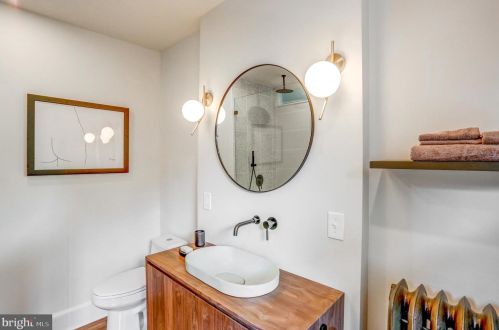 822 5th St, Lancaster PA  17603-5027 exterior