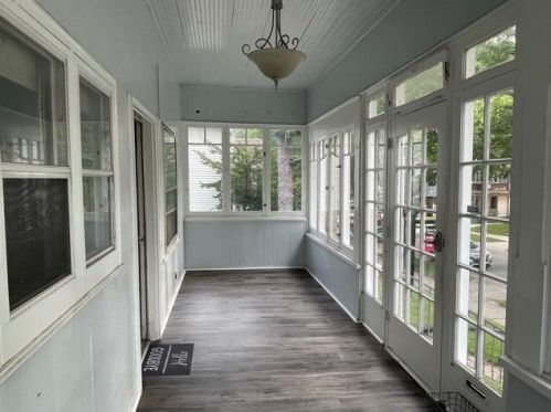 2038 56th St, Milwaukee WI  53219-1506 exterior