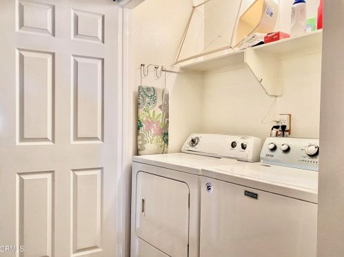 2023 Blackberry Cir, Oxnard CA 93036-9066 exterior