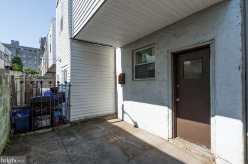 1821 Carlisle St, Philadelphia PA 19145-2307 exterior