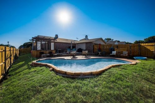 4520 Inman Dr, Frisco TX 75056-3316 exterior