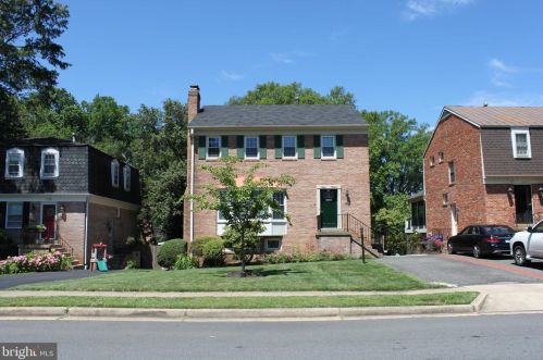 1214 Colonial Rd, Mc Lean VA  22101-2914 exterior