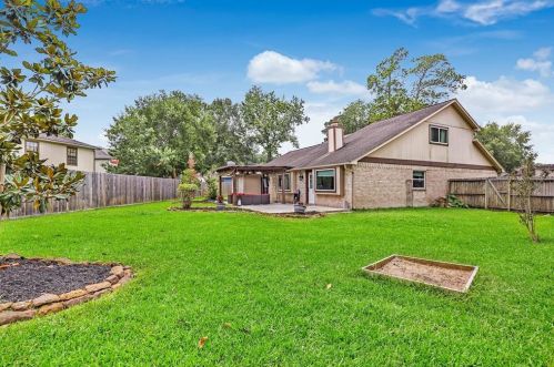 19742 Burle Oaks Ct, Humble TX 77346-1207 exterior