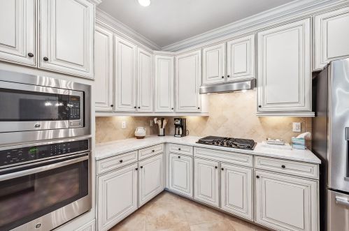 2862 Aviamar Cir, Naples FL 34114-9564 exterior