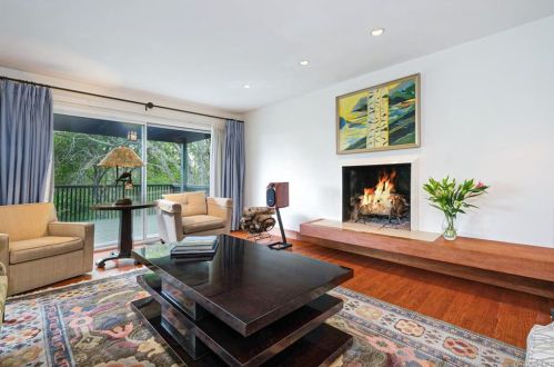 939 Long Hl Rd, Briarcliff NY 10510-2119 exterior