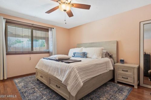 10602 35th St, Phoenix AZ 85028-3312 exterior