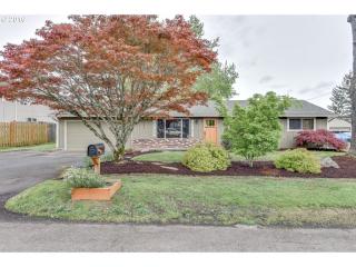 5201 132nd Ave, Portland OR  97229-2679 exterior