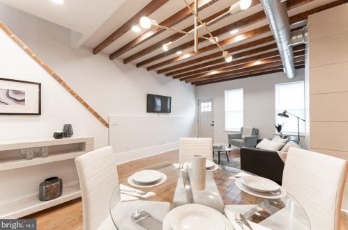 1906 Lawrence St, Philadelphia PA 19140-2406 exterior