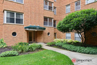 4955 Wolcott Ave, Chicago, IL 60609-4850