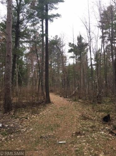 5810 Bass Lk Dr, Slater MN 56672-3080 exterior