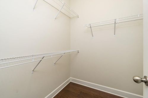 152 Barkley Ln, Atlanta GA 30328-5466 exterior