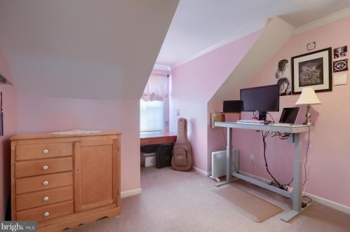 107 Doreen Dr, Hummelstown PA 17036-2725 exterior