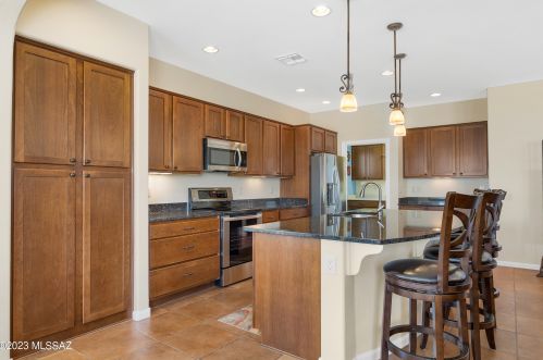 62903 Oakwood Dr, Tucson AZ  85739-2492 exterior