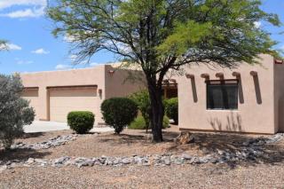 3892 Robert Daru Dr, Tucson, AZ 85745-4156
