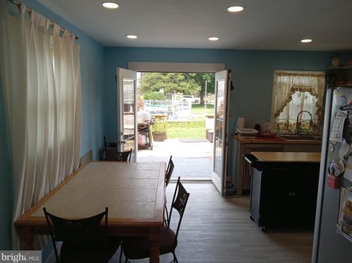 66 Elmwood Ave, Manor PA 19036-1927 exterior