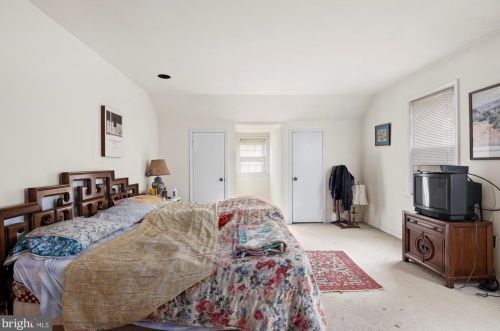 7907 Ivymount Ter, Rockville MD 20854-3753 exterior