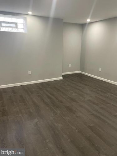 7512 Gilbert St, Philadelphia PA  19150-2604 exterior