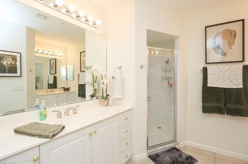 3930 Deer Crossing Ct, Naples FL 34114-9496 exterior