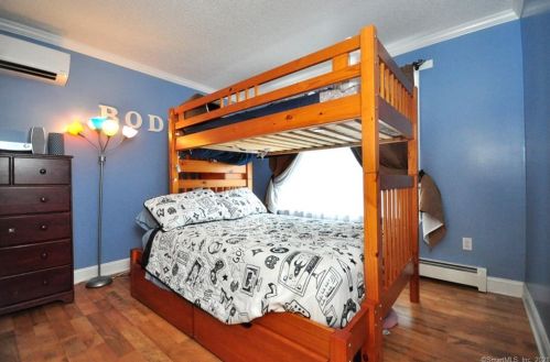 18 Arbor Rdg Rd, Torrington CT 06790-2576 exterior