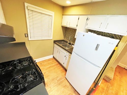 717 Conway St, Milwaukee WI 53207-1701 exterior