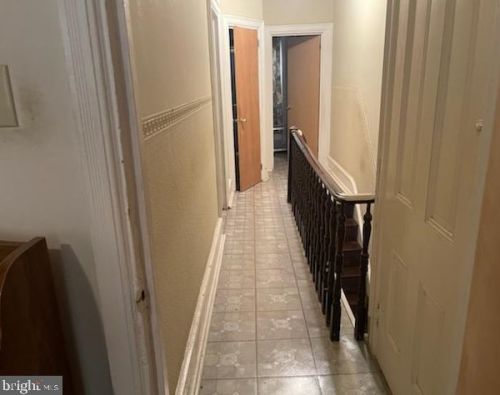 2837 Lawrence St, Philadelphia PA 19120-2803 exterior