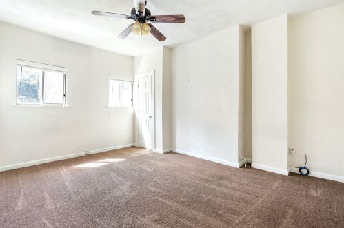 2011 Gregory St, Pittsburgh PA  15203-1641 exterior