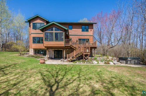 4808 Oak Rdg Dr, Duluth MN 55811-1729 exterior